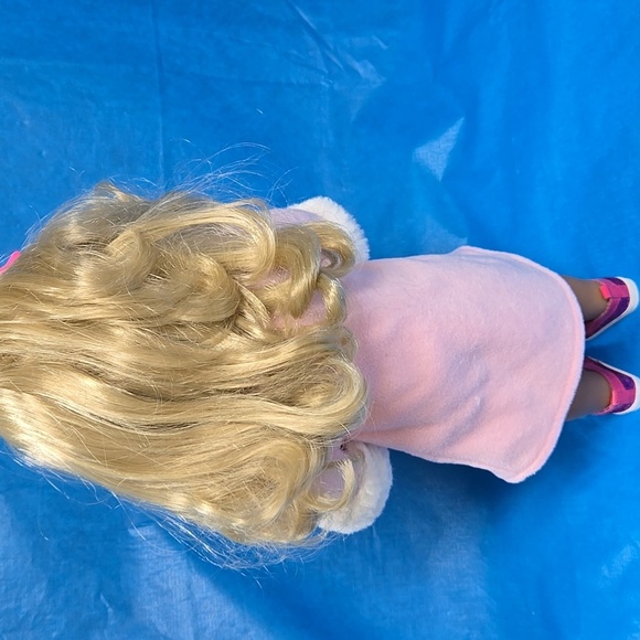 Lotus Blonde/blue Eyed 18 In Doll - Picture 6 of 7